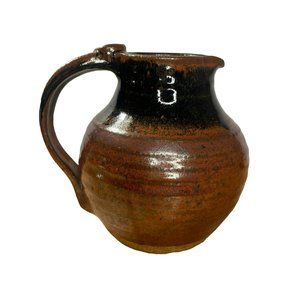 Hand Thrown Studio Art Pottery Pitcher Ribbed Handle Thumb Rest 24 oz Earthy